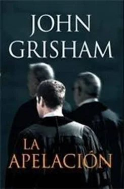 John Grisham La Apelación обложка книги