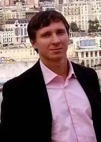 Однажды в 15 лет проснулся среди ночи в состоянии паралича после чего на фоне - фото 23