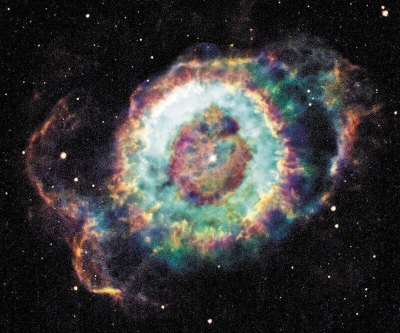 Планетарная туманность NGC 6369 известна аст рономамлюбителям под названием - фото 12