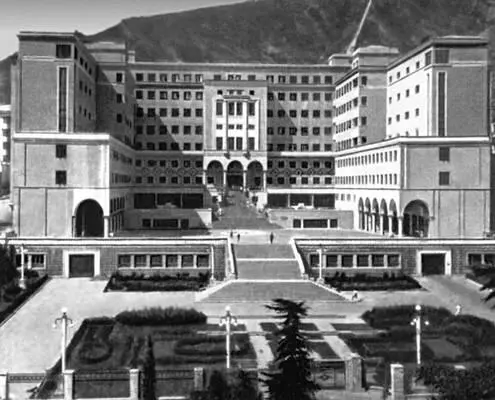 Тбилиси Верхний корпус Дома правительства Грузинской ССР 1938 Архитекторы В - фото 2
