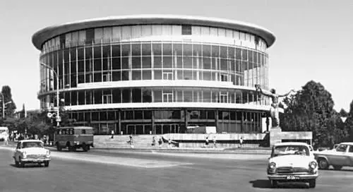 Тбилиси Концертный зал филармонии 1971 Архитектор И Чхенкели конструктор - фото 12