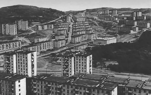 Владивосток Жилые дома в районе Второй Речки 1960е гг Архитекторы Т Н - фото 2