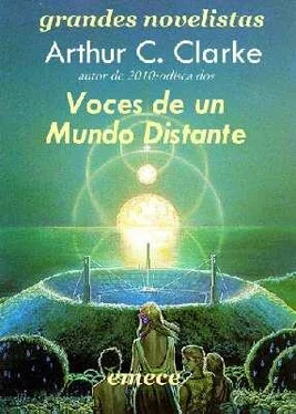 Артур Кларк Voces de un mundo distante обложка книги