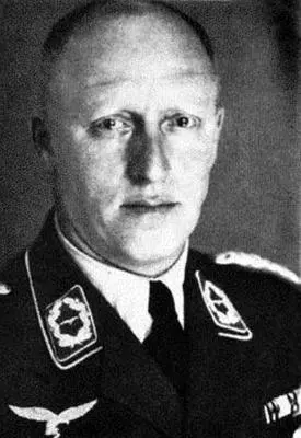 Командир 53й бомбардировочной эскадры Эрих Шталь Командиры полковник Филипп - фото 538