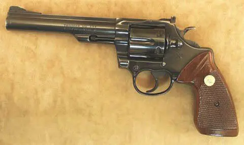 Coolt Trooper mk3 прообраз Чекана из романа S ampW Model 386PD - фото 41
