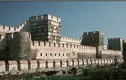 Рис 10 Стены Константинополя современное состояние Сродни стратегии была и - фото 20