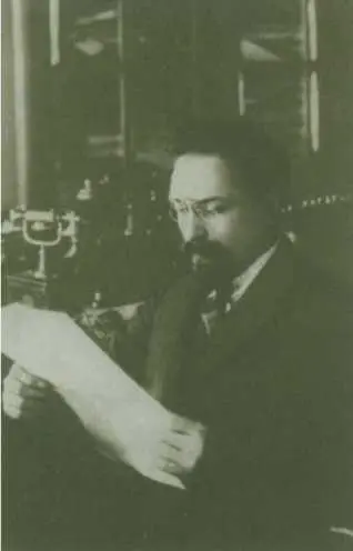 Л М Карахан Друг рикши Дружеский шарж Дени 1924 г Христиан - фото 10