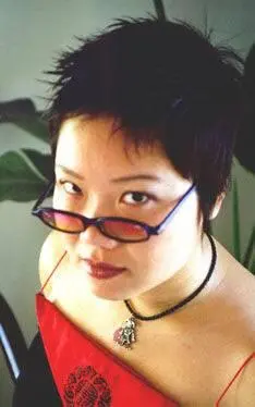 Annie Wang was born in 1972 and grew up in Beijing China Her first short - фото 2