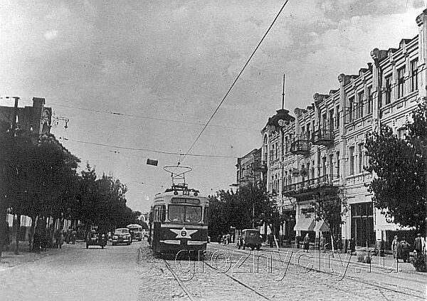 Май Август 2008 Волгоград Примечания 1 Этот мир А Зацепин Л - фото 33