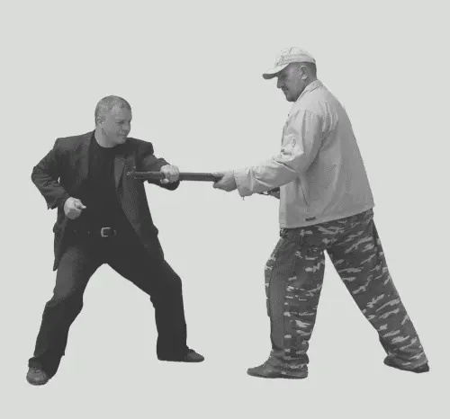 Школа ножевого боя Хваты боевые стойки движения удары техники защиты и метания боевого ножа По системе спецназа КГБ - фото 568
