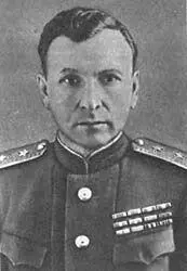 И С Варенников М И Денисенко И Д Подгорный - фото 54