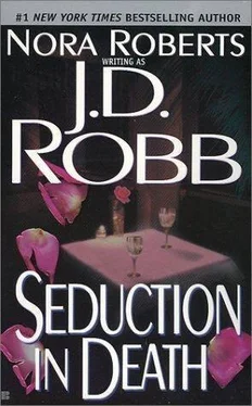 J. Robb Seduction In Death обложка книги