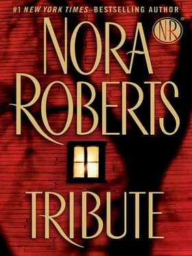 Nora Roberts Tribute обложка книги