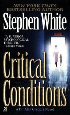 Stephen White Critical Conditions обложка книги