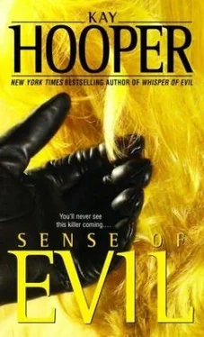 Kay Hooper Sense Of Evil обложка книги