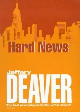 Jeffery Deaver Hard News обложка книги