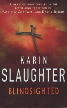 Karin Slaughter Blindsighted обложка книги