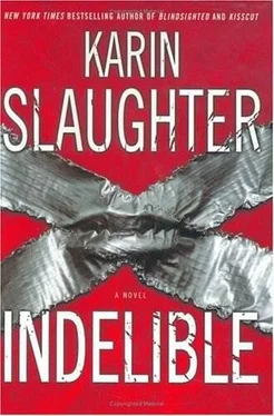 Karin Slaughter Indelible обложка книги