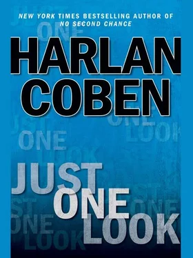 Harlan Coben Just One Look обложка книги