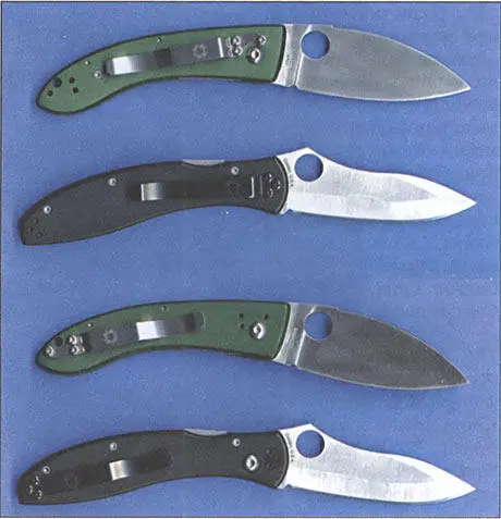 246 Ножи Spyderco Chinese Folder выше и Vesuvius ниже можно носить - фото 258
