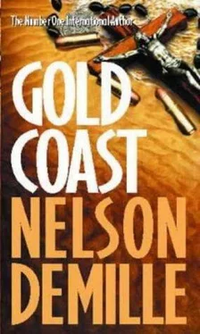 Nelson Demille Gold Coast обложка книги