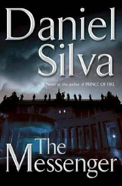 Daniel Silva The Messenger обложка книги