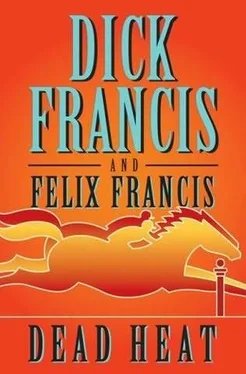 Dick Francis Dead Heat обложка книги