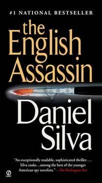 Daniel Silva The English Assassin обложка книги