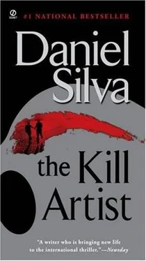 Daniel Silva The Kill Artist обложка книги