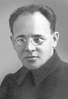 Автор Конармии Исаак Бабель Каждое утро Буденный начинал с зарядки На - фото 37