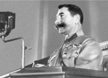 Буденный на VII Всесоюзном съезде Советов Фото 1935 г Первые маршалы - фото 41