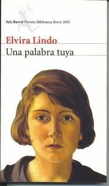 Elvira Lindo Una palabra tuya обложка книги