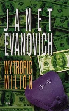 Janet Evanovich Wytropić Milion обложка книги