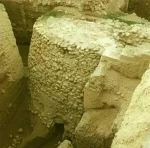 Ц ивилизованное общество должно уметь защищаться Город каменного века имел - фото 9