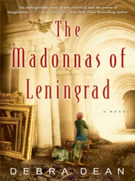 Debra Dean The Madonnas Of Leningrad обложка книги