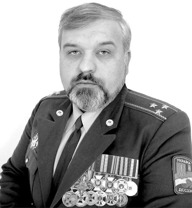 Гребенников Вадим Викторович полковник ветеран Государственной службы - фото 43