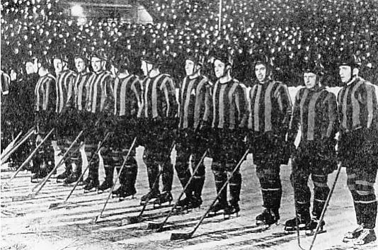 1952 г Хоккеисты ВВС выиграли Кубок СССР и второй сезон подряд стали - фото 29