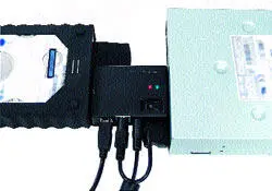Совместимость SATA 2535 жесткие или оптические диски 40штырьковый - фото 51
