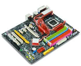 Поддержка процессоров LGA775 Intel Core 2 QuadDuo FSB 13331066800 МГц слоты - фото 47
