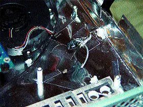 Внутренняя компоновка напомнила мне рэковые bladeсерверы формата 1U2U те же - фото 26