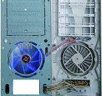 Сначала я опасался что установленный на процессоре кулер Zalman 9500 - фото 36