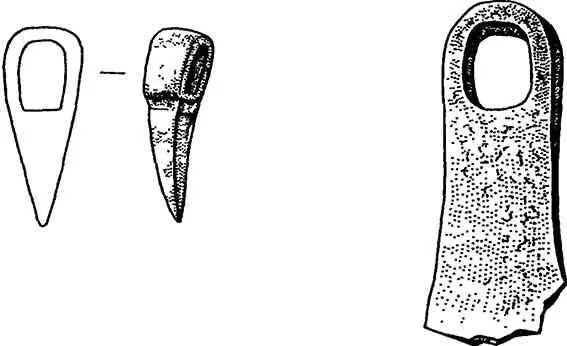 Рис 28 Железные орудия труда из Каракорума Слева кирка в двух ракурсах - фото 71