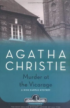 Agatha Christie The Murder at the Vicarage обложка книги