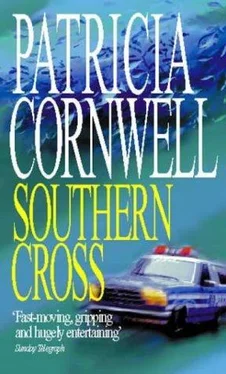 Patricia Cornwell Southern Cross обложка книги