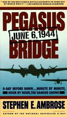 Stephen Ambrose Pegasus Bridge обложка книги