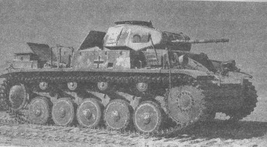 PzII AusfF подбитый в Ливийской пустыне 1942 год Летом 1940 года 52 PzII - фото 43