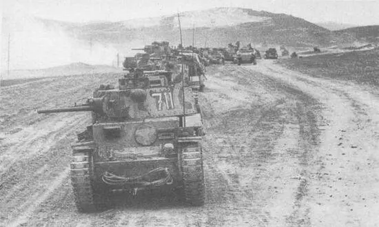 Колонна танков Pz38t 22й танковой дивизии выдвигается на исходные позиции - фото 206