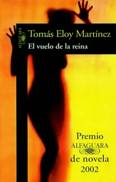 Tomás Martínez El Vuelo De La Reina обложка книги
