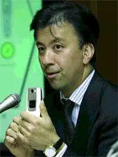 Компания NTT DoCoMo сделала еще один шаг на пути превращения сотового телефона - фото 4