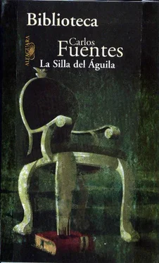 Carlos Fuentes La Silla Del Águila обложка книги